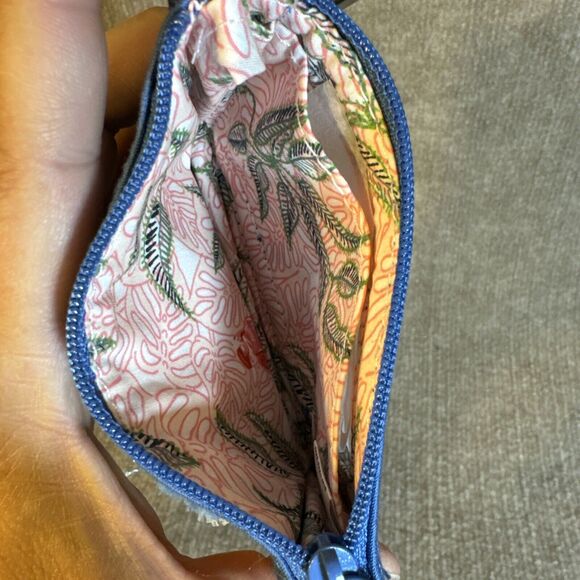 Vera Bradley Zip ID‎ Case Wallet - Embroidered Rain Forest Canopy, NWT - Picture 3 of 4